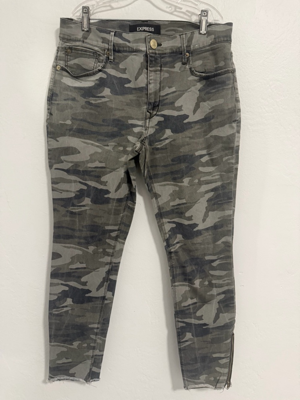 Express Gray Camouflage Skinny Jeans
